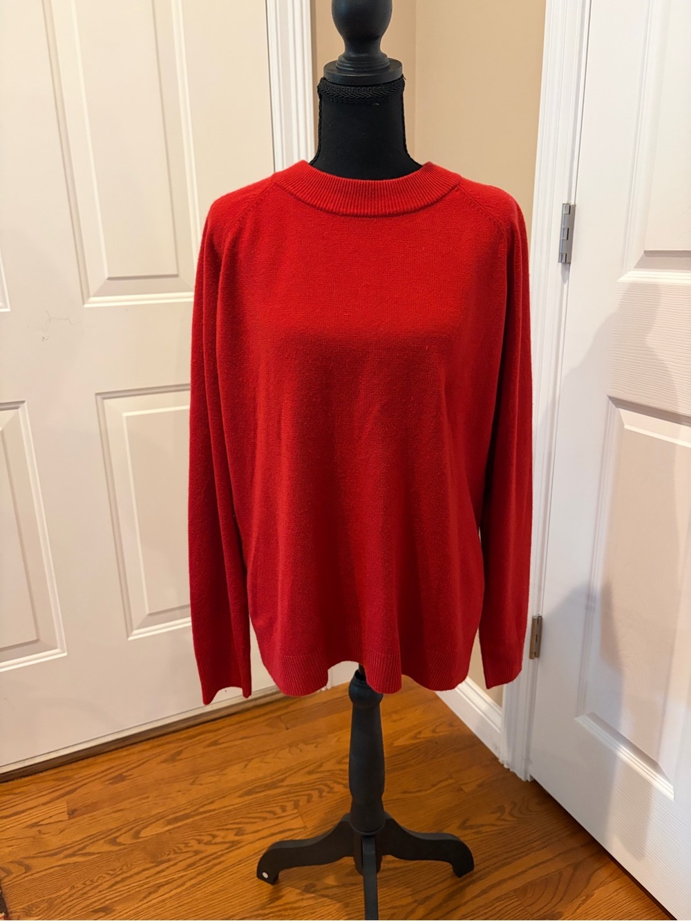 Nouveau Women's Red Crewneck Sweater - Lightweight Everyday Knit